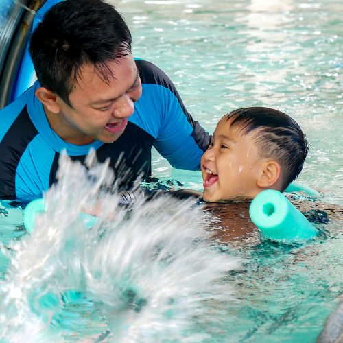 Bangkok Dolphins Infant Swimming (2)