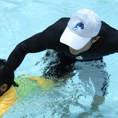 Bangkok Dolphins Learn to Swim (18)